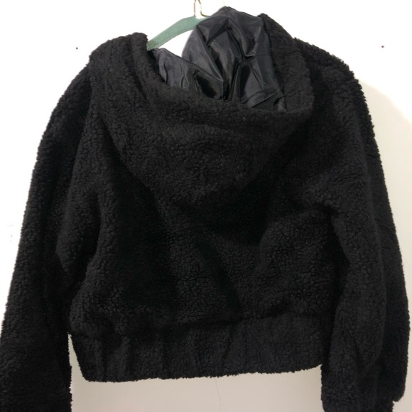 Pretty Little Thing Teddy Jacket - Picture 2 of 2